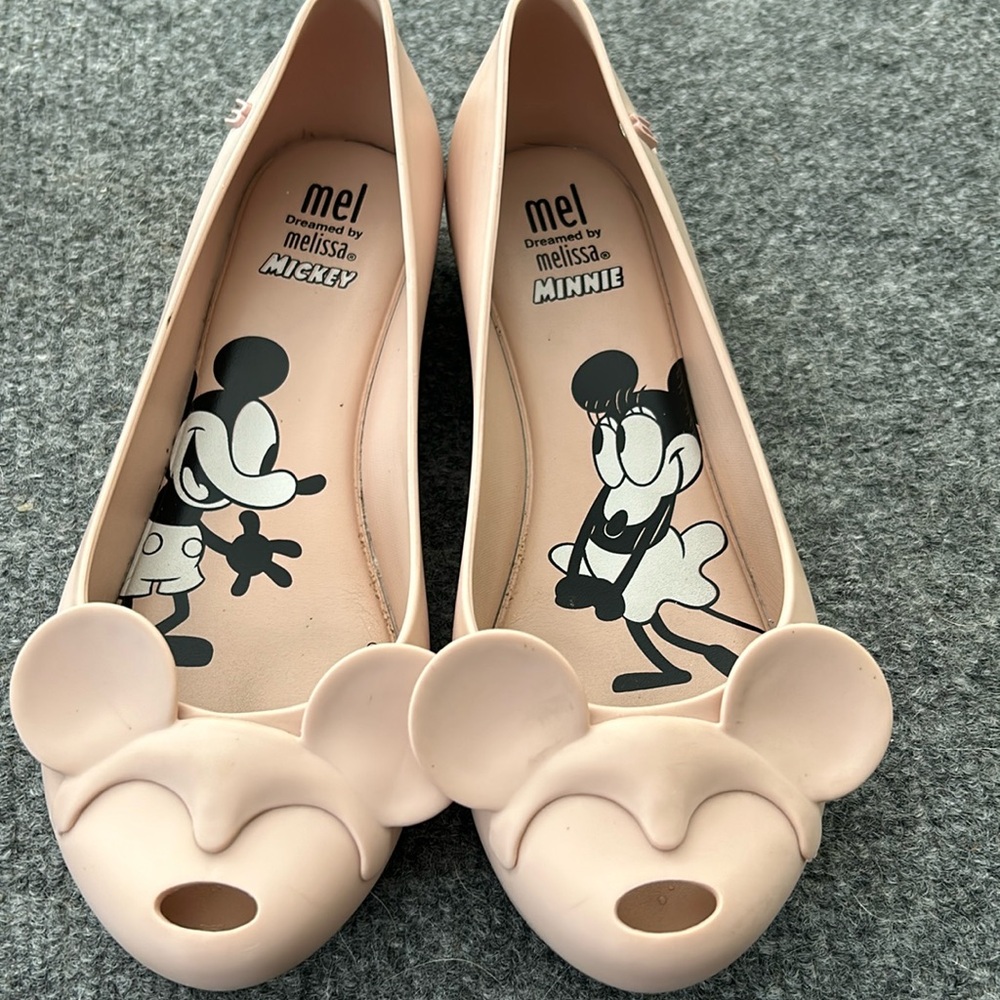 Melissa pink gummy Minnie Mouse peep toe